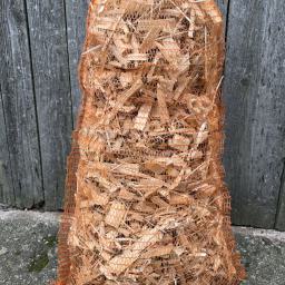 Anzündmaterial im 20 Liter Netzsack